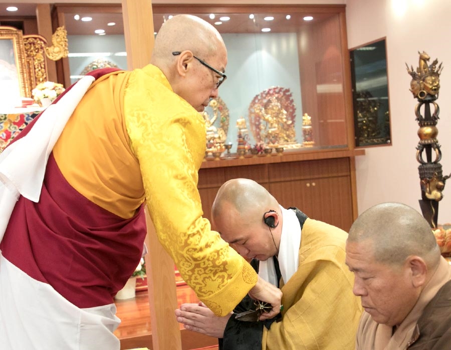 36_gloje_20180512_japan