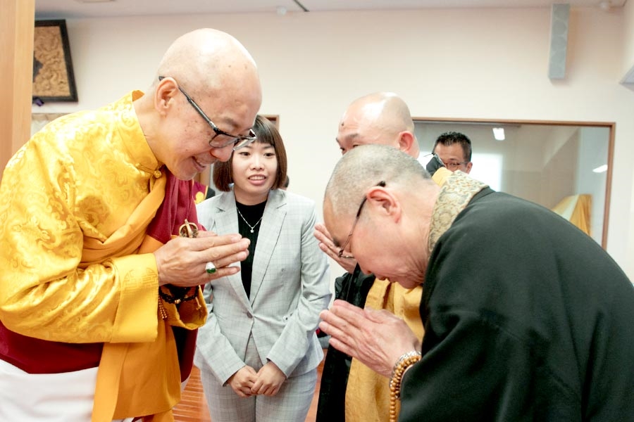 45_gloje_20180512_japan