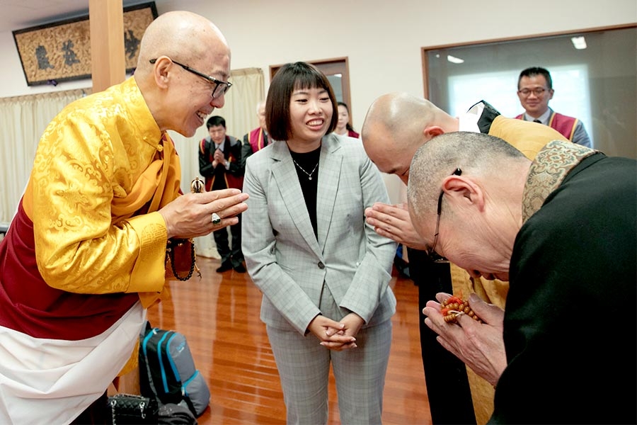 51_gloje_20180512_japan