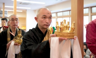12_gloje_20180512_japan