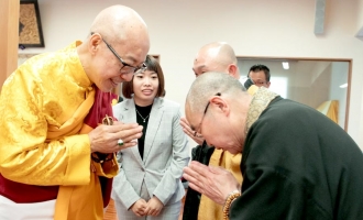 45_gloje_20180512_japan